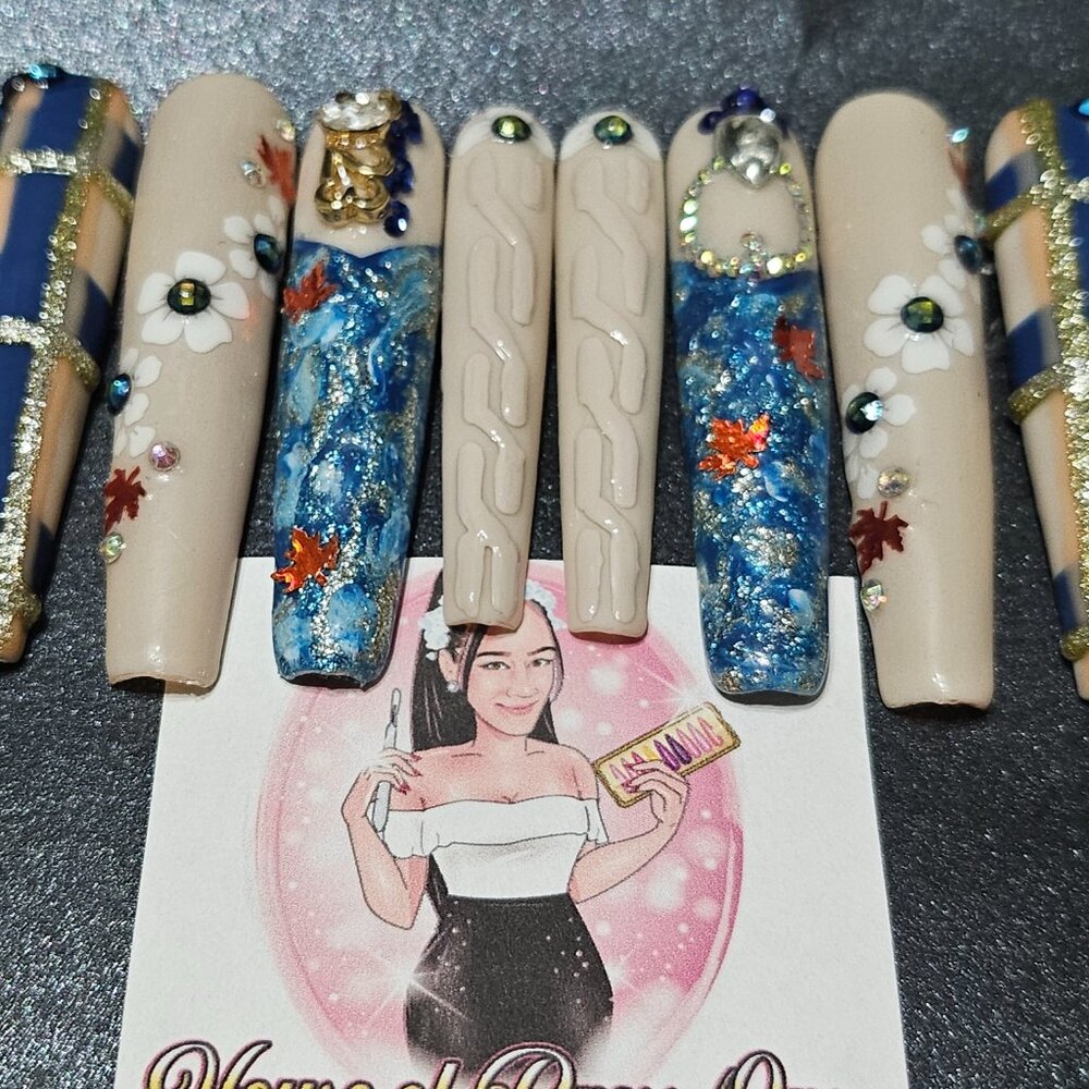 Fall inspired press on nail set - Picture 4 of 4